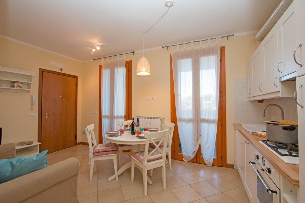 Baglio Degli Ulivi 3 Apartment By Wonderful Italy Сирмионе Екстериор снимка