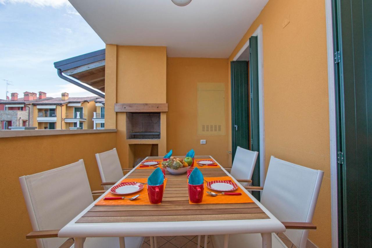 Baglio Degli Ulivi 3 Apartment By Wonderful Italy Сирмионе Екстериор снимка